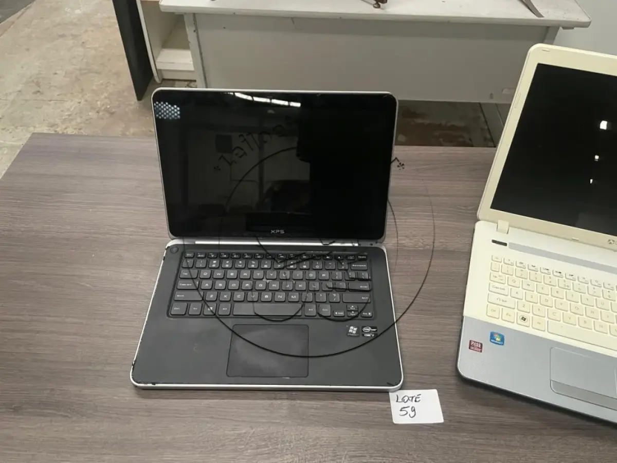 LOTE 022 - Um Notebook Dell Core i7 sem HD e um Notebook Gateway Quad Core