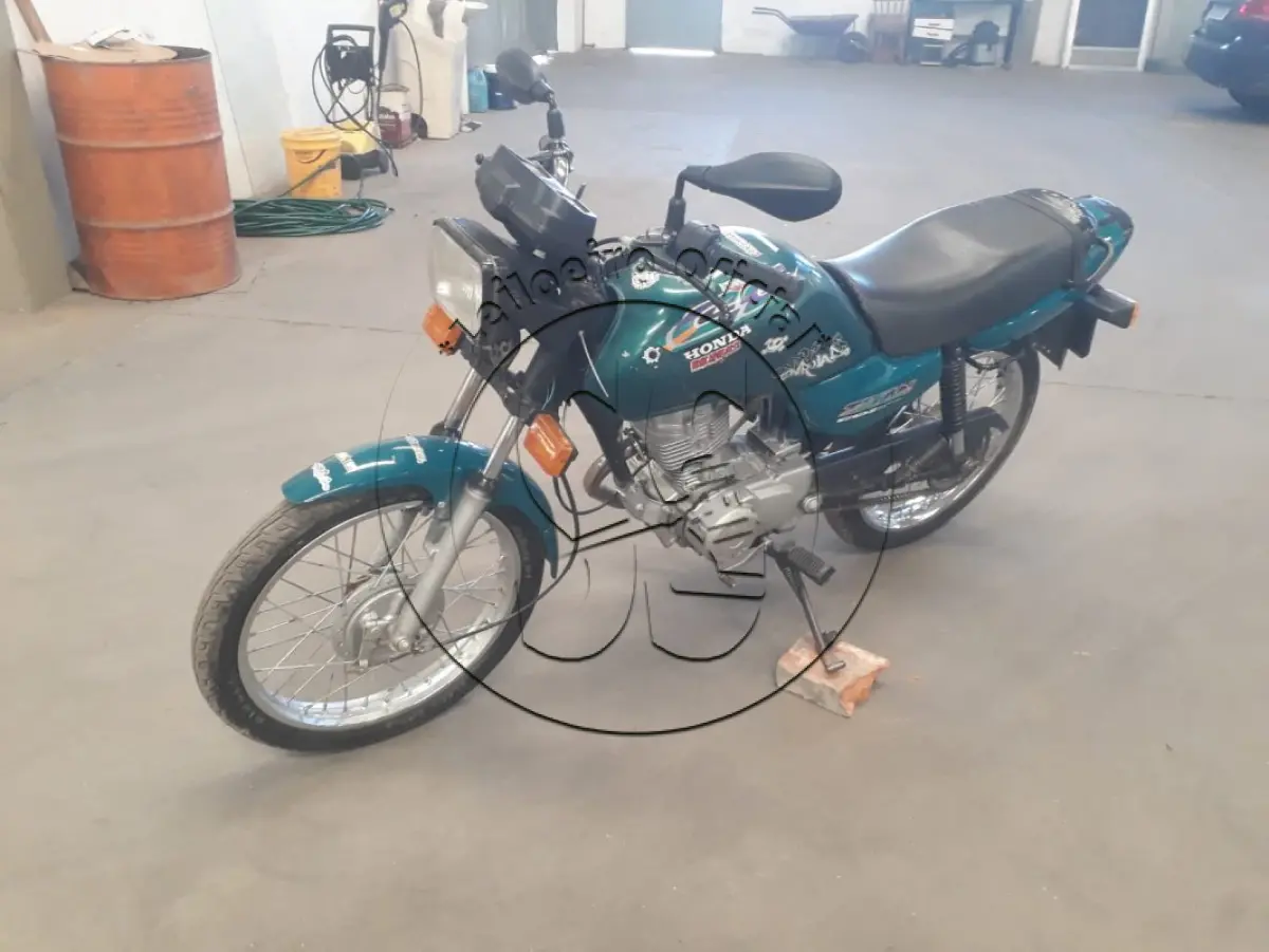 LOTE 020 - Motocicleta HONDA/CG 125 Titan, ano/modelo 1998/1999, placa MAH4901