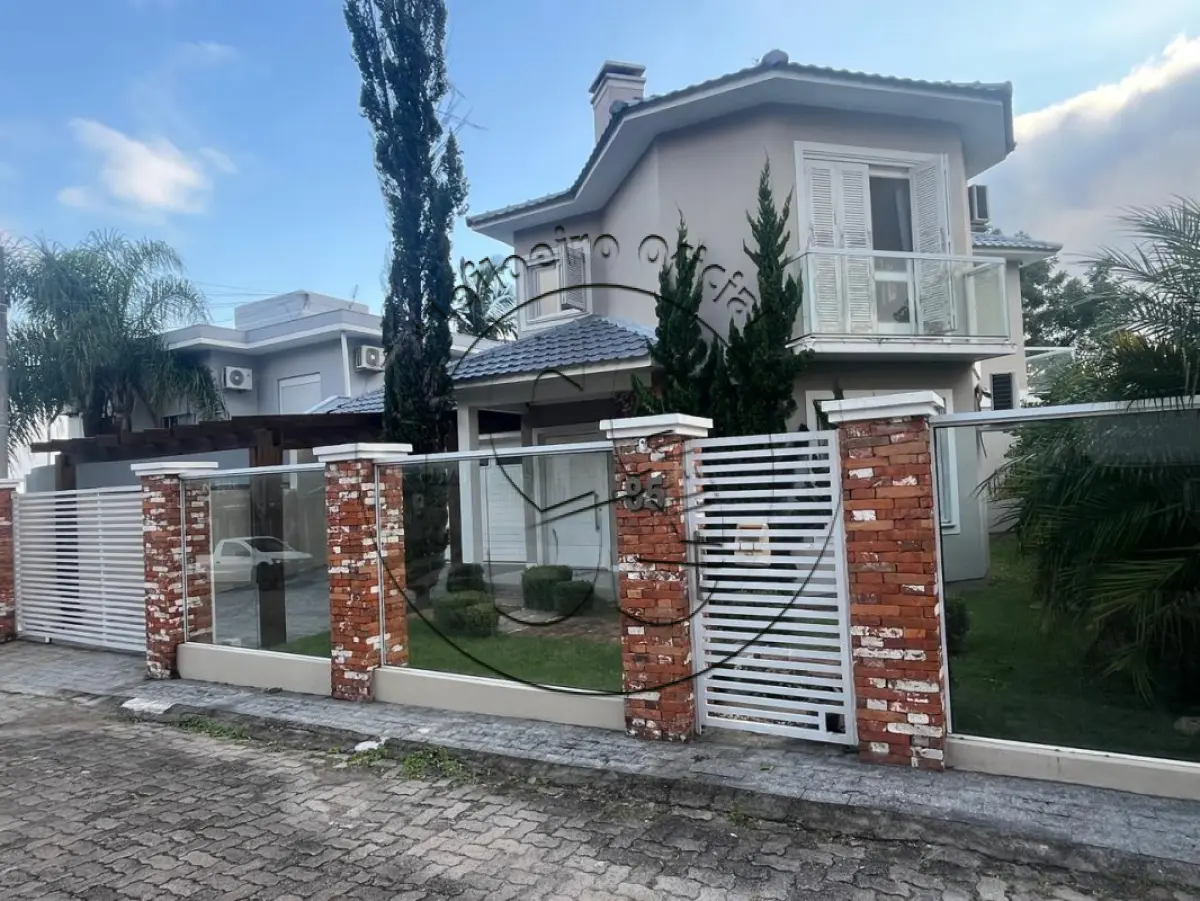 LOTE 004 - Os direitos e ações terreno e um prédio em alvenaria, no Corredor Goelzer, nº 85, em Santa Cruz do Sul/RS