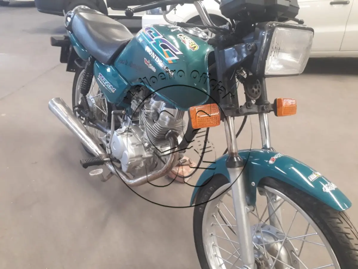 LOTE 020 - Motocicleta HONDA/CG 125 Titan, ano/modelo 1998/1999, placa MAH4901