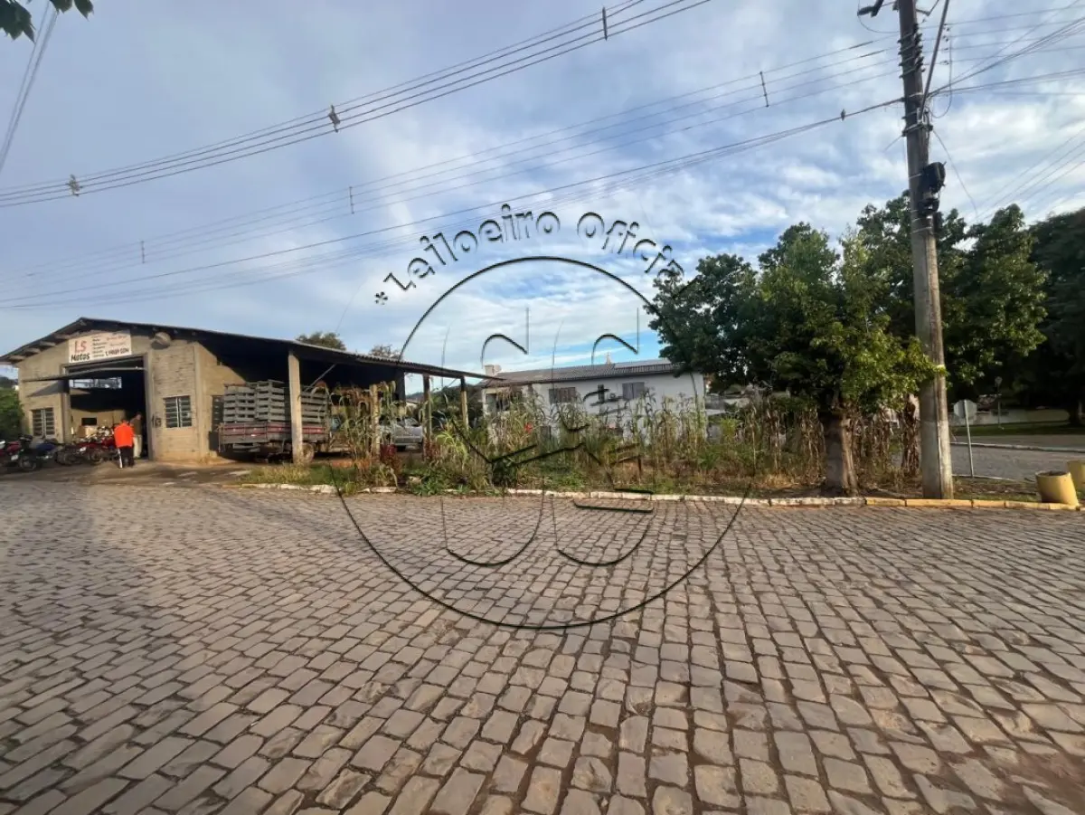 LOTE 009 - Lote 01, quadra 07-B, com 364,97m², na Rua Luiz Alfredo Lazzari, esquina com a Rua Dom Luiz Orione, cidade de Ibarama/RS