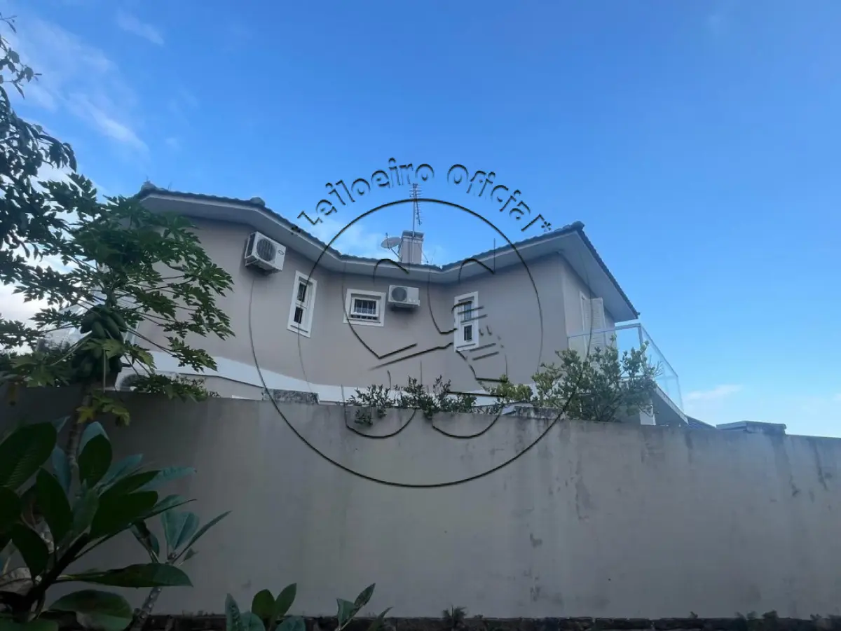 LOTE 004 - Os direitos e ações terreno e um prédio em alvenaria, no Corredor Goelzer, nº 85, em Santa Cruz do Sul/RS