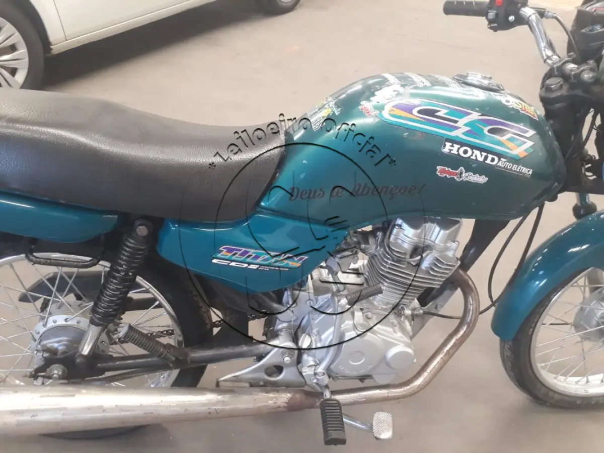 LOTE 020 - Motocicleta HONDA/CG 125 Titan, ano/modelo 1998/1999, placa MAH4901