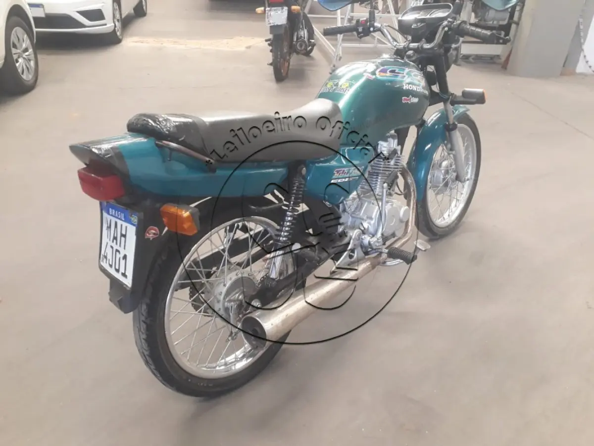 LOTE 020 - Motocicleta HONDA/CG 125 Titan, ano/modelo 1998/1999, placa MAH4901