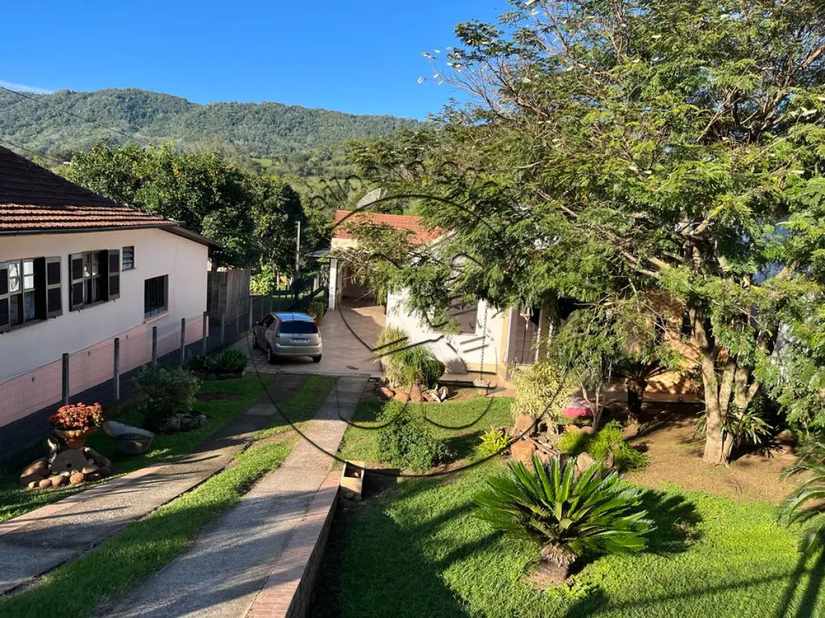 LOTE 003 - Uma fração de terras, a Avenida General Flores da Cunha, nº 1.431, município de Sinimbu