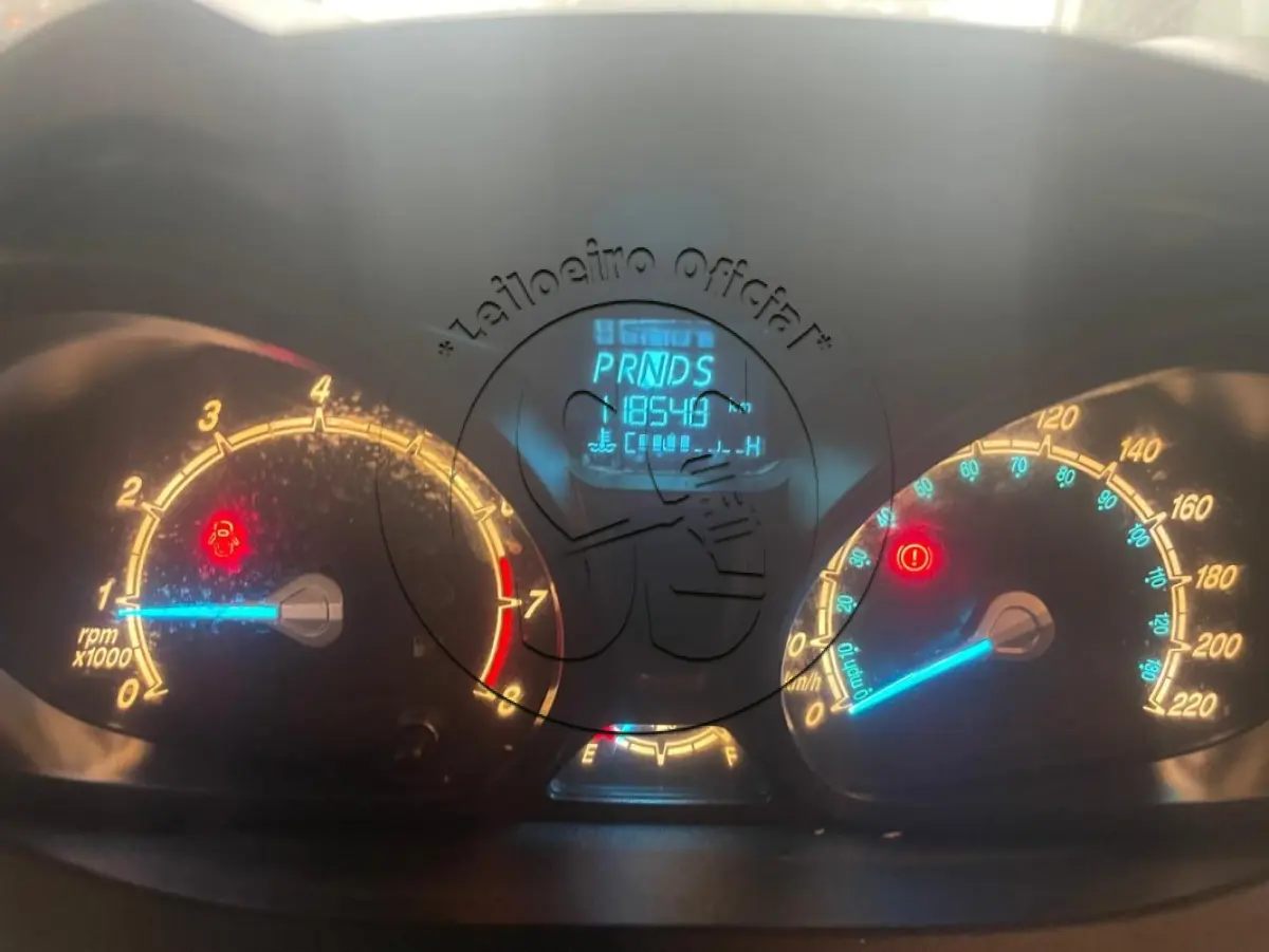 LOTE 028 - FORD/Fiesta HA 1.6L SE A, ano/modelo 2013/2014, placa IUN8183