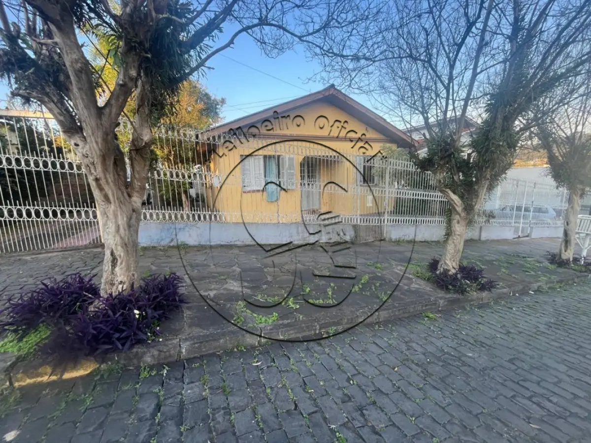 LOTE 012 - Um terreno na RUA AFFONSO WIETZKE, nº 149, Sobradinho/RS