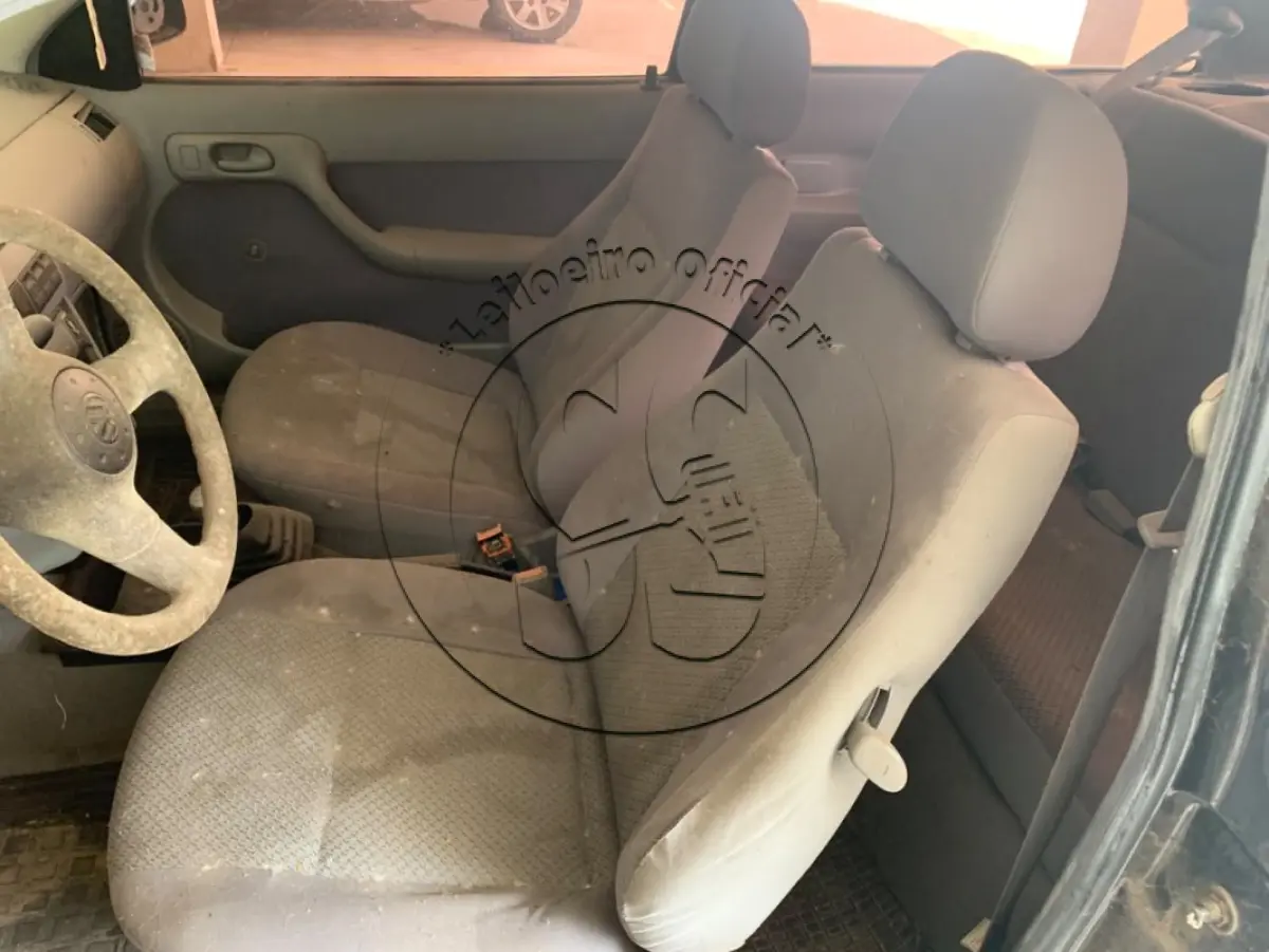 LOTE 021 - Automóvel VW/GOL 1.0, ano/modelo: 2001/2001, placa: IJX1818