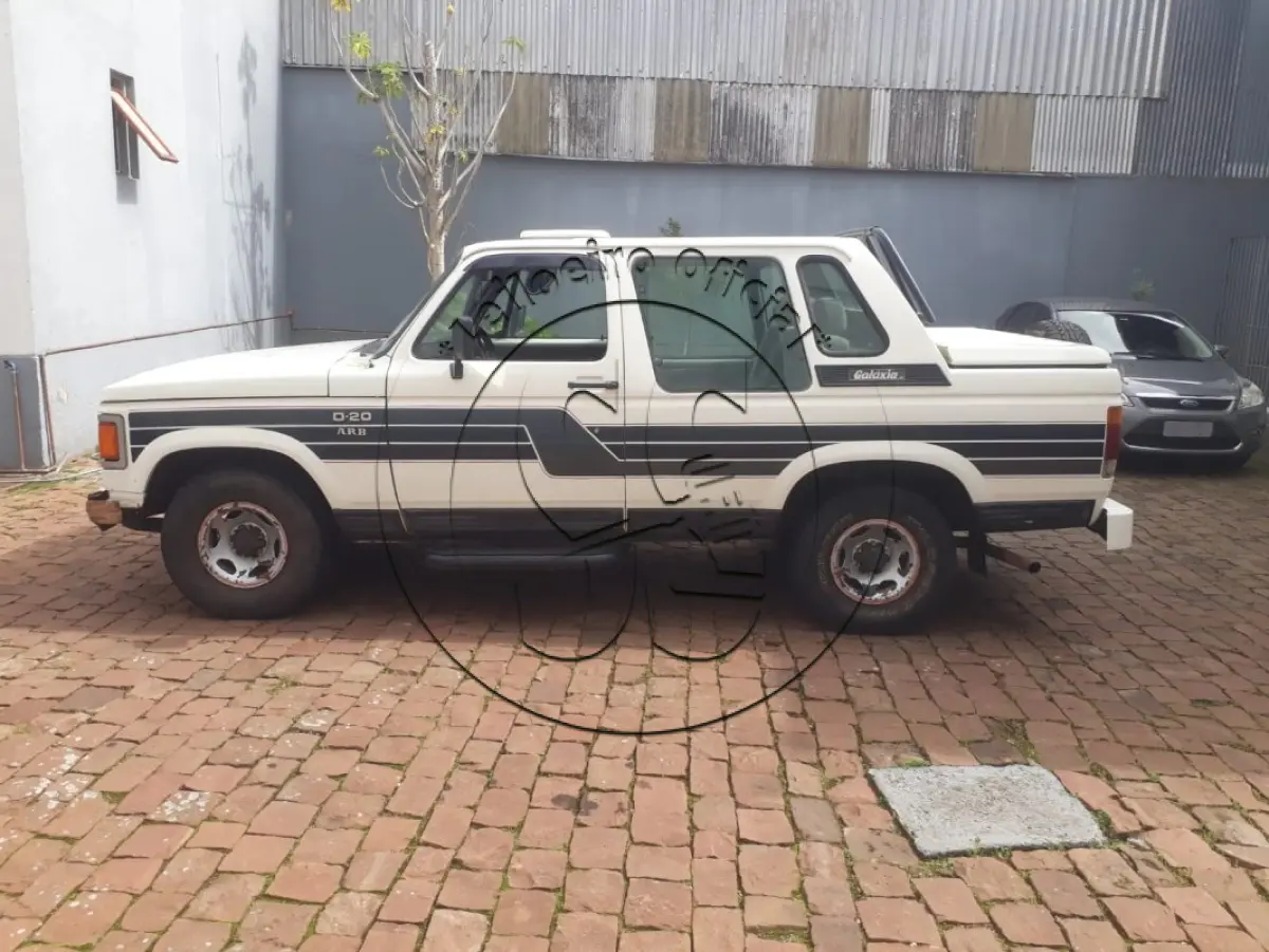LOTE 037 - Caminhonete GM/CHEVROLET D20 CUSTOM, ano/modelo: 1991/1991, placa: IIT0A96