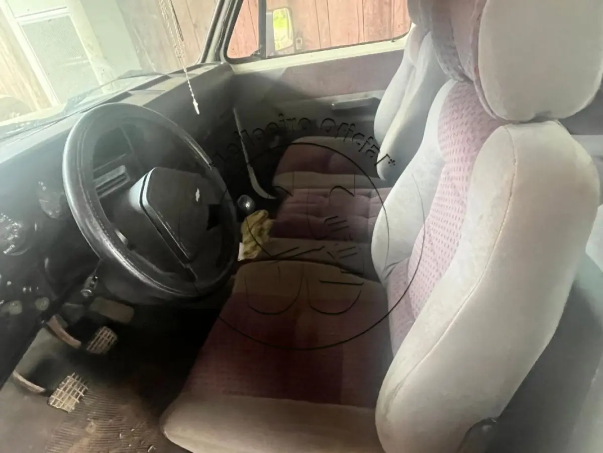 LOTE 037 - Caminhonete GM/CHEVROLET D20 CUSTOM, ano/modelo: 1991/1991, placa: IIT0A96