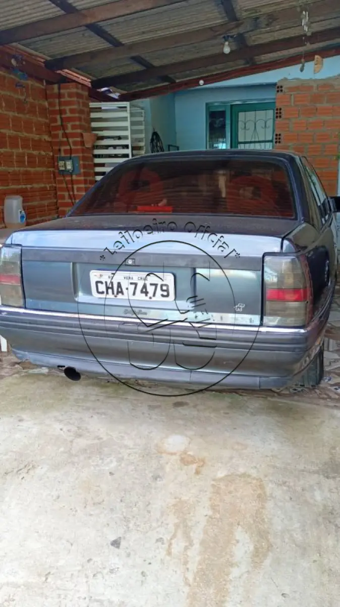 LOTE 005 - Automóvel GM/OMEGA GLS, ano/modelo: 1996/1997, placa: CHA7479