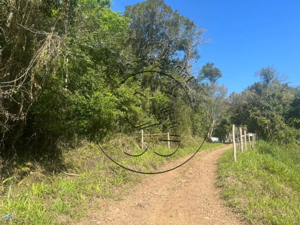 LOTE 009 - Fração de terras com área de 33.078,16m², em condomínio, município de Candelária/RS, lugar denominado Alto Passa Sete, na Sesmaria dos Mouras