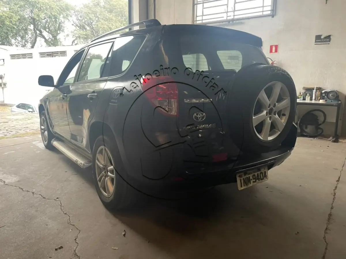 LOTE 025 - Camioneta I/TOYOTA RAV4, ano/modelo: 2006/2007, placa: INM9404