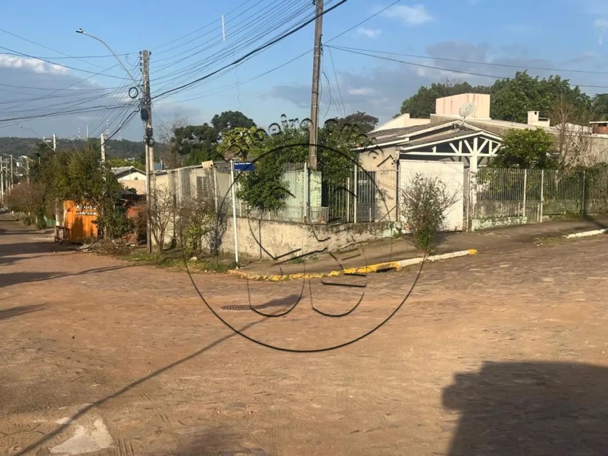 LOTE S-061 - Um terreno, com suas benfeitorias, na RUA PORTO ALEGRE, nº 203, Santa Cruz do Sul/RS
