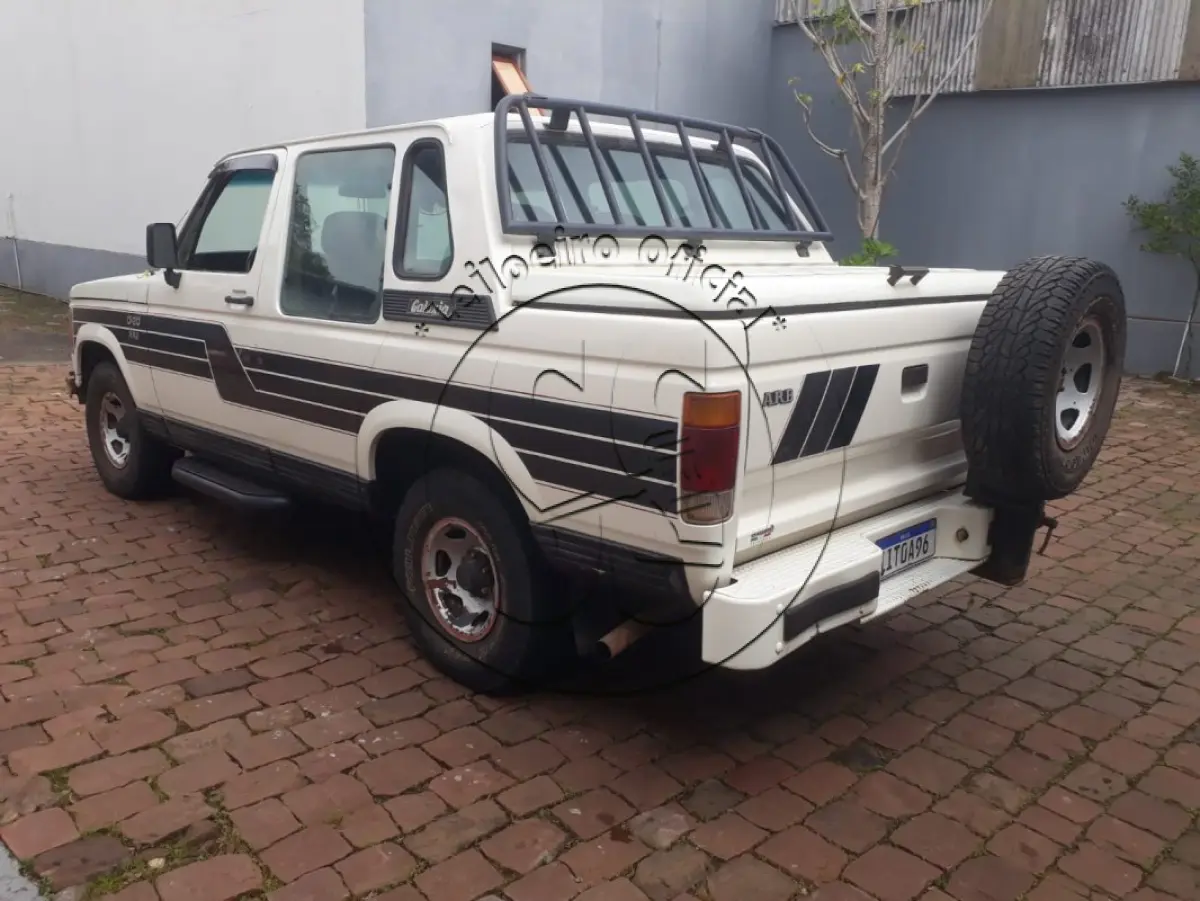 LOTE 037 - Caminhonete GM/CHEVROLET D20 CUSTOM, ano/modelo: 1991/1991, placa: IIT0A96