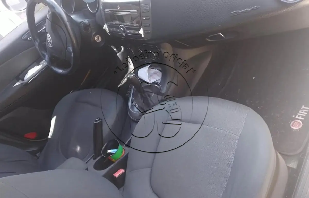 LOTE 028 - Automóvel FIAT/BRAVO ESSENCE DUAL, ano/modelo 2012/2012, placa: ISX4J39