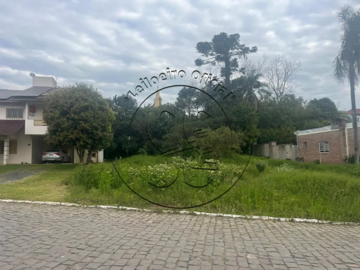 TERRENO URBANO, LOTE 14, DA QUADRA 07, COM 732,55M², NA RUA DONATO COLOMBEL...