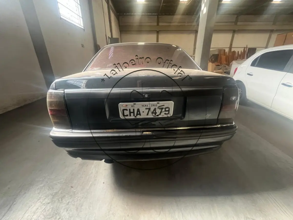 LOTE 005 - Automóvel GM/OMEGA GLS, ano/modelo: 1996/1997, placa: CHA7479