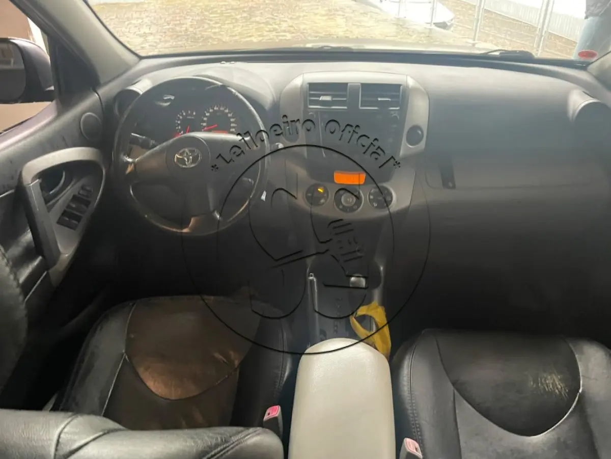 LOTE 025 - Camioneta I/TOYOTA RAV4, ano/modelo: 2006/2007, placa: INM9404