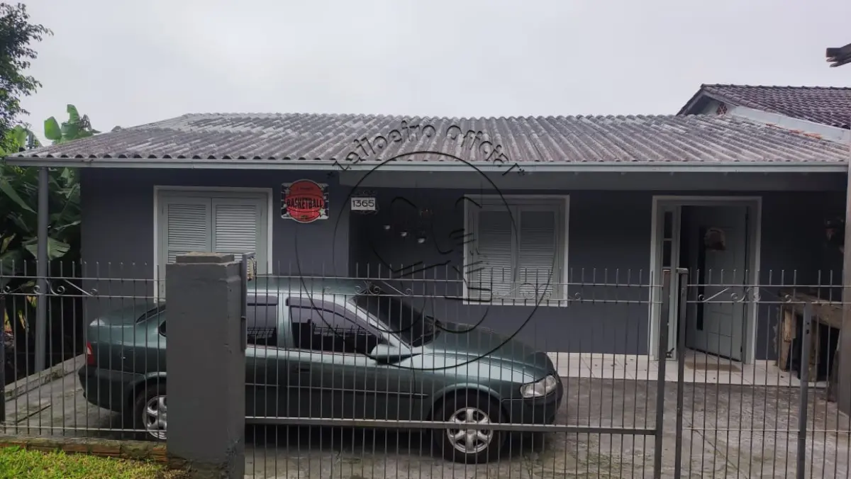 LOTE S-071 - Um terreno, e a respectiva benfeitoria, situado na Rua da Pedreira, Santa cruz do Sul/RS