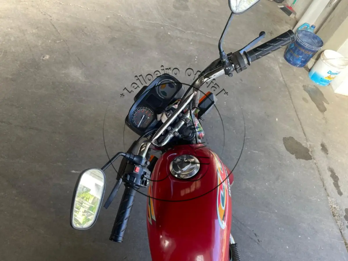 LOTE 039 - Motocicleta HONDA/CG 125 TITAN, ano/modelo: 1999/1999, placa: JYW7154