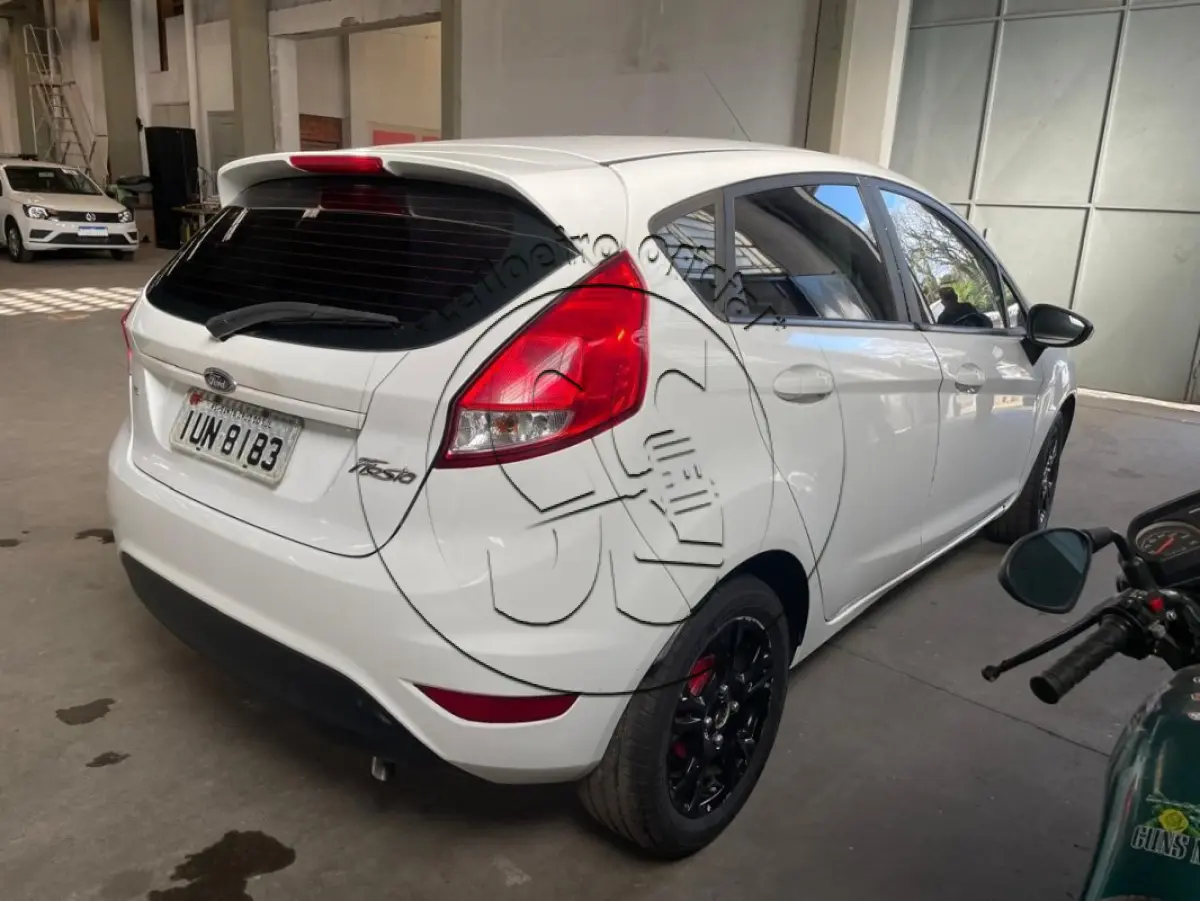 LOTE 028 - FORD/Fiesta HA 1.6L SE A, ano/modelo 2013/2014, placa IUN8183
