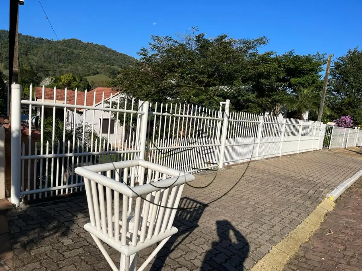 LOTE 003 - Uma fração de terras, a Avenida General Flores da Cunha, nº 1.431, município de Sinimbu
