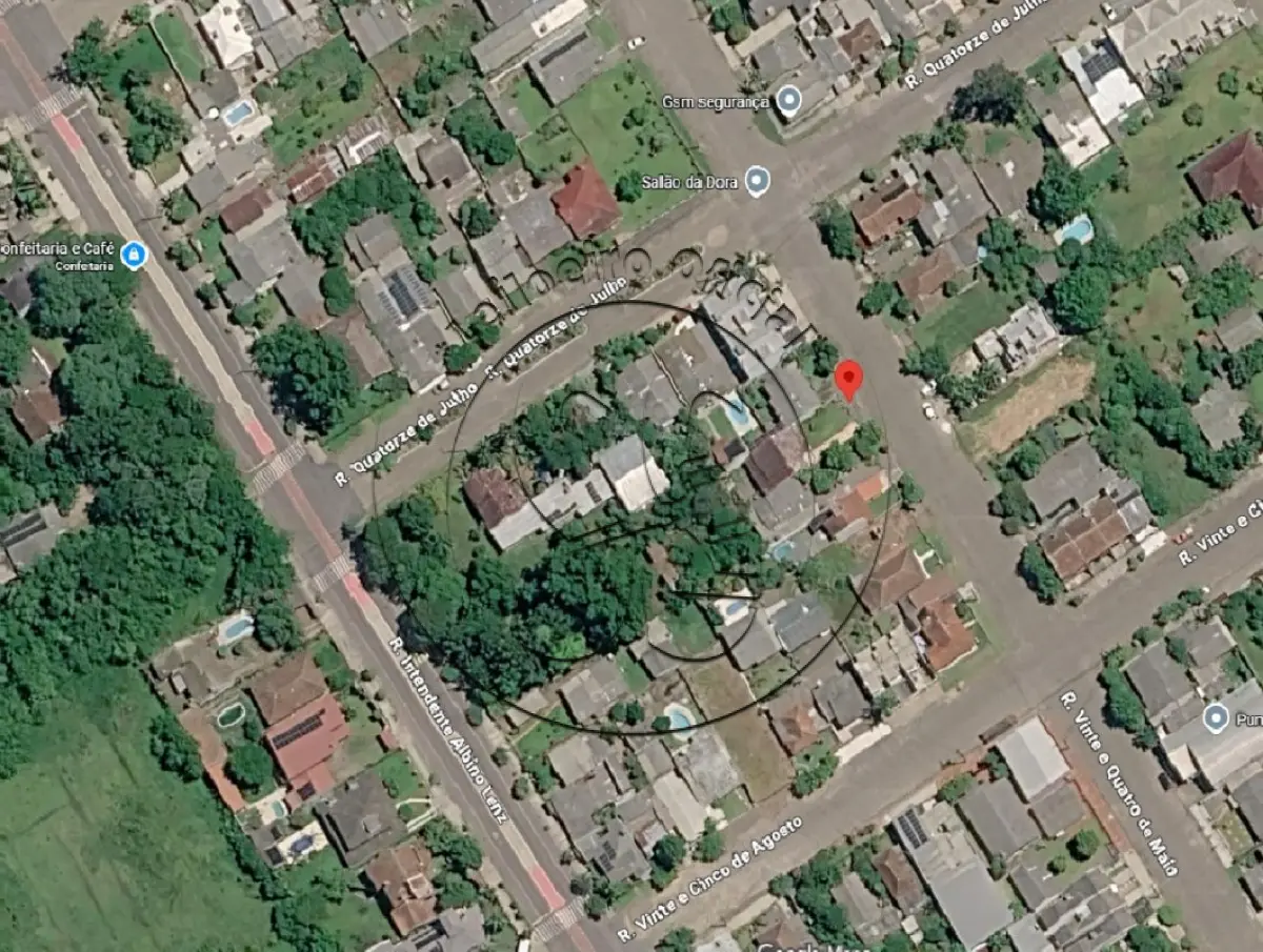 LOTE 006 - Um terreno com 440m², na cidade de Candelária/RS, na RUA VINTE E QUATRO DE MAIO,  nº 1.283