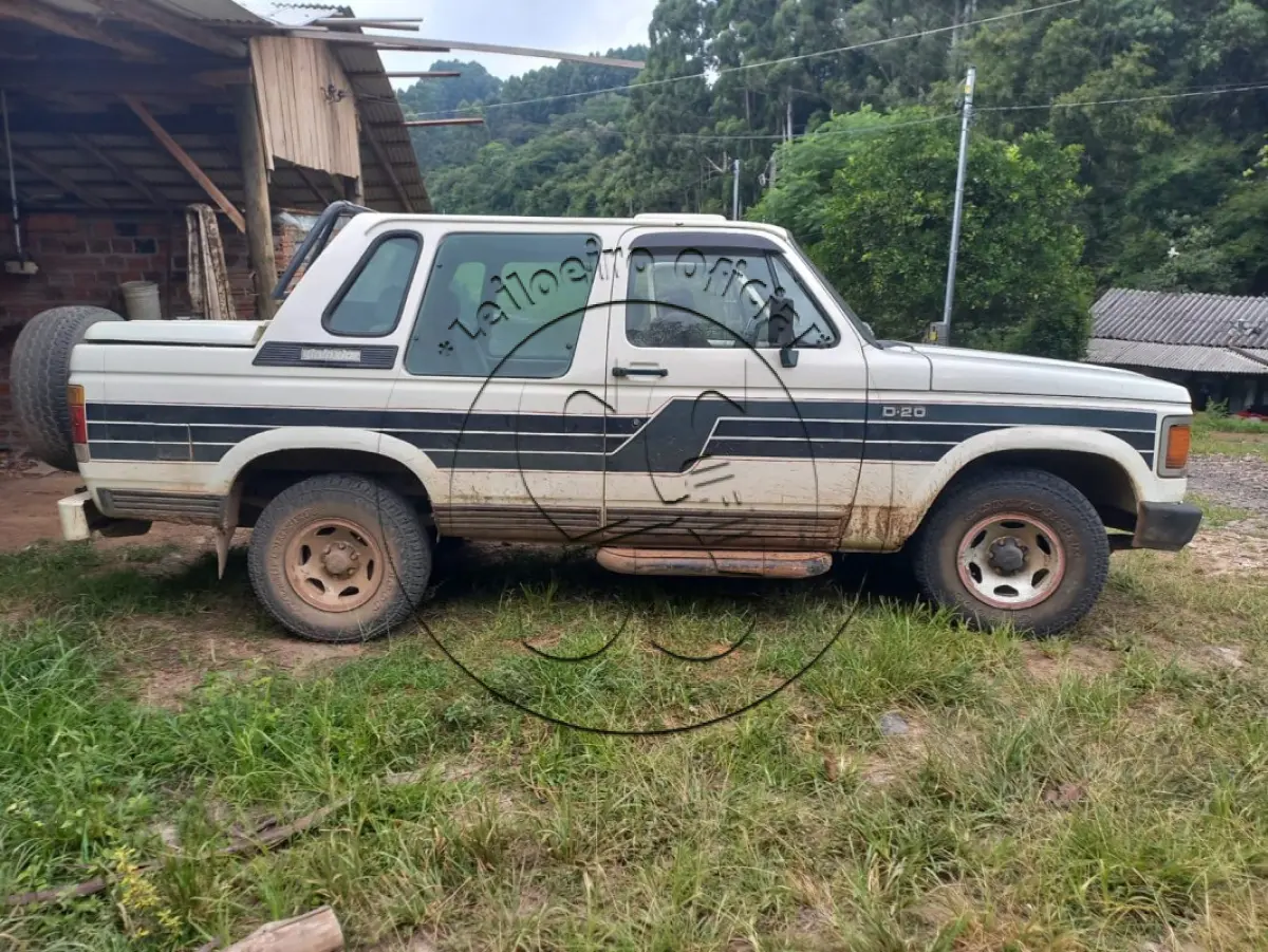 LOTE 037 - Caminhonete GM/CHEVROLET D20 CUSTOM, ano/modelo: 1991/1991, placa: IIT0A96