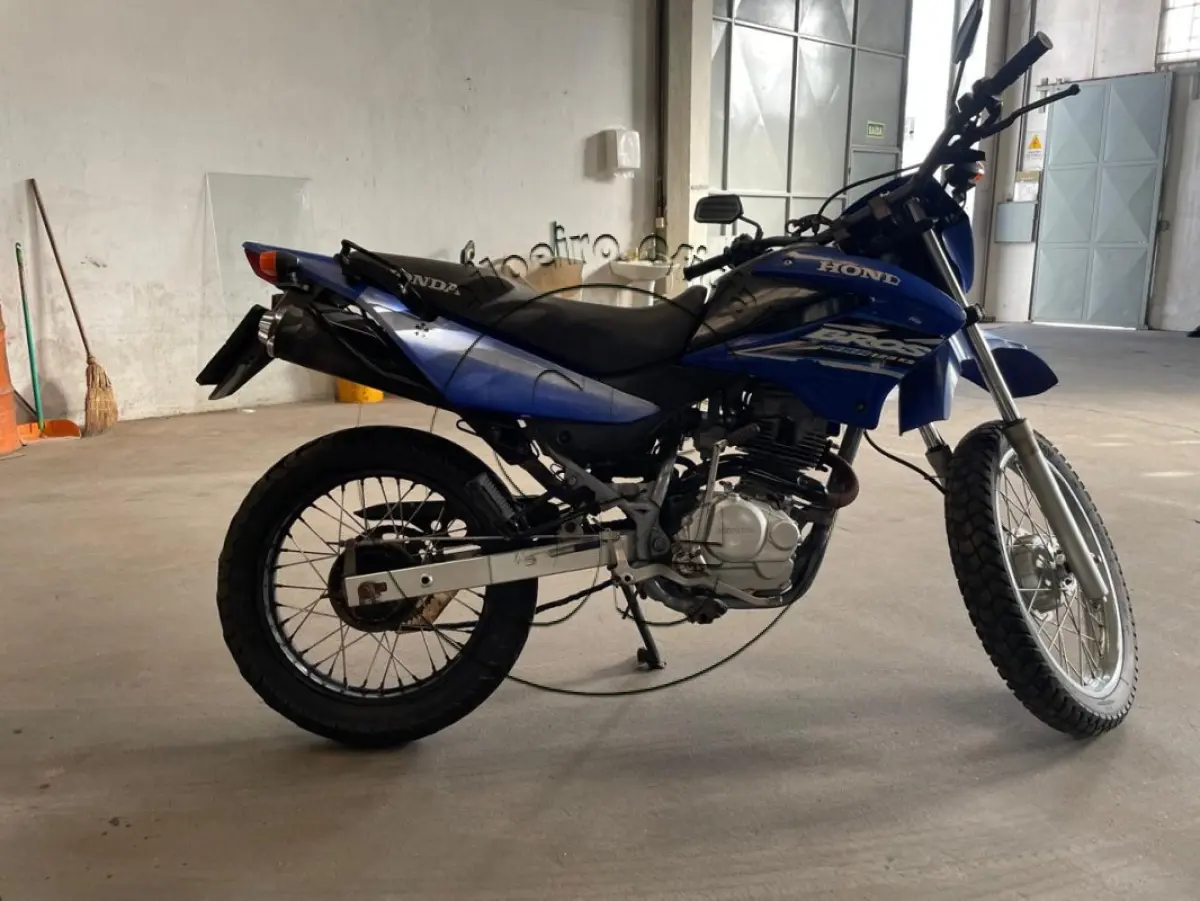LOTE 029 - Motocicleta HONDA/NXR 125 Bros KS, ano/modelo 2004/2005, placa IMJ8I76