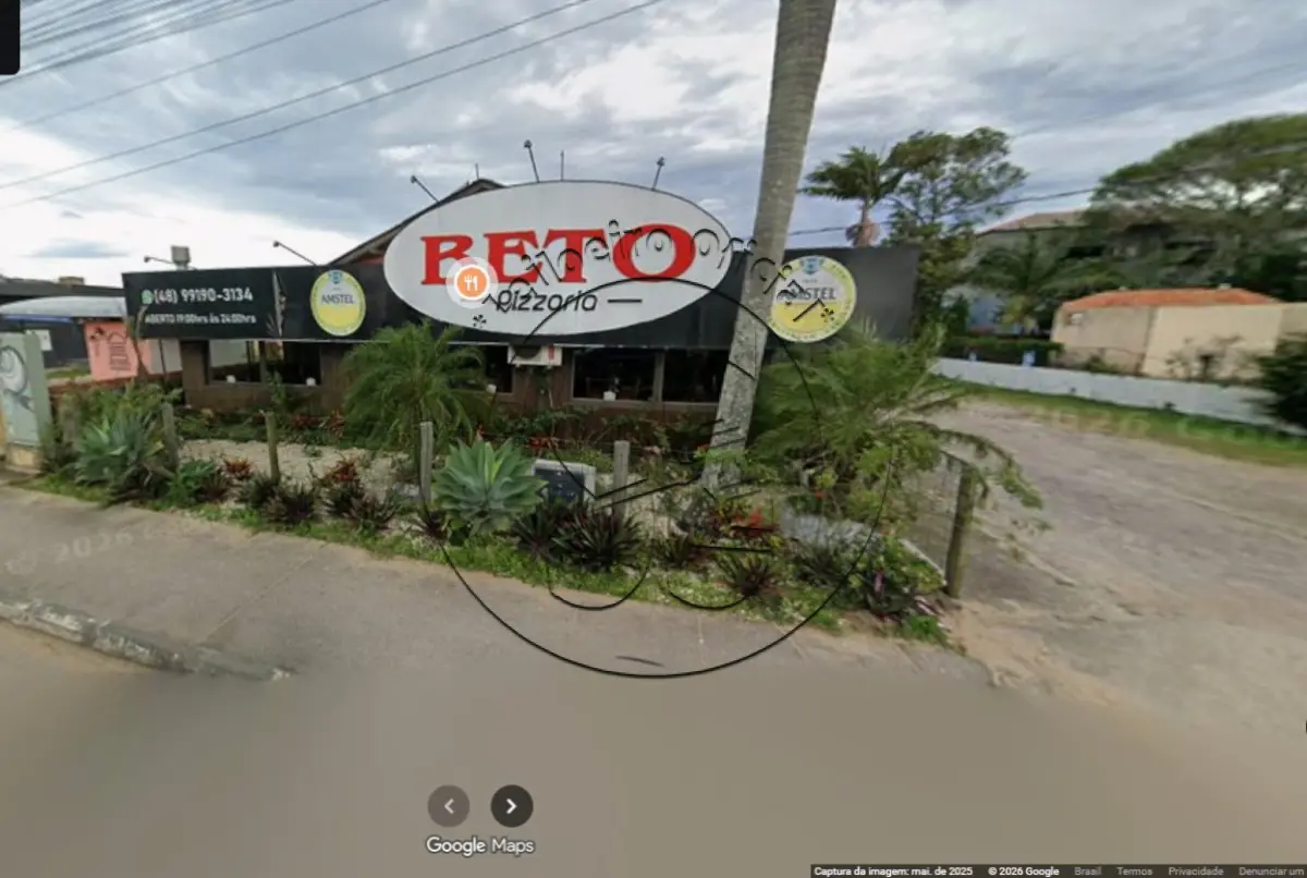 LOTE 002 - Um terreno com a área de 1.090,12m² e sobre uma construção com a área 409,27m²