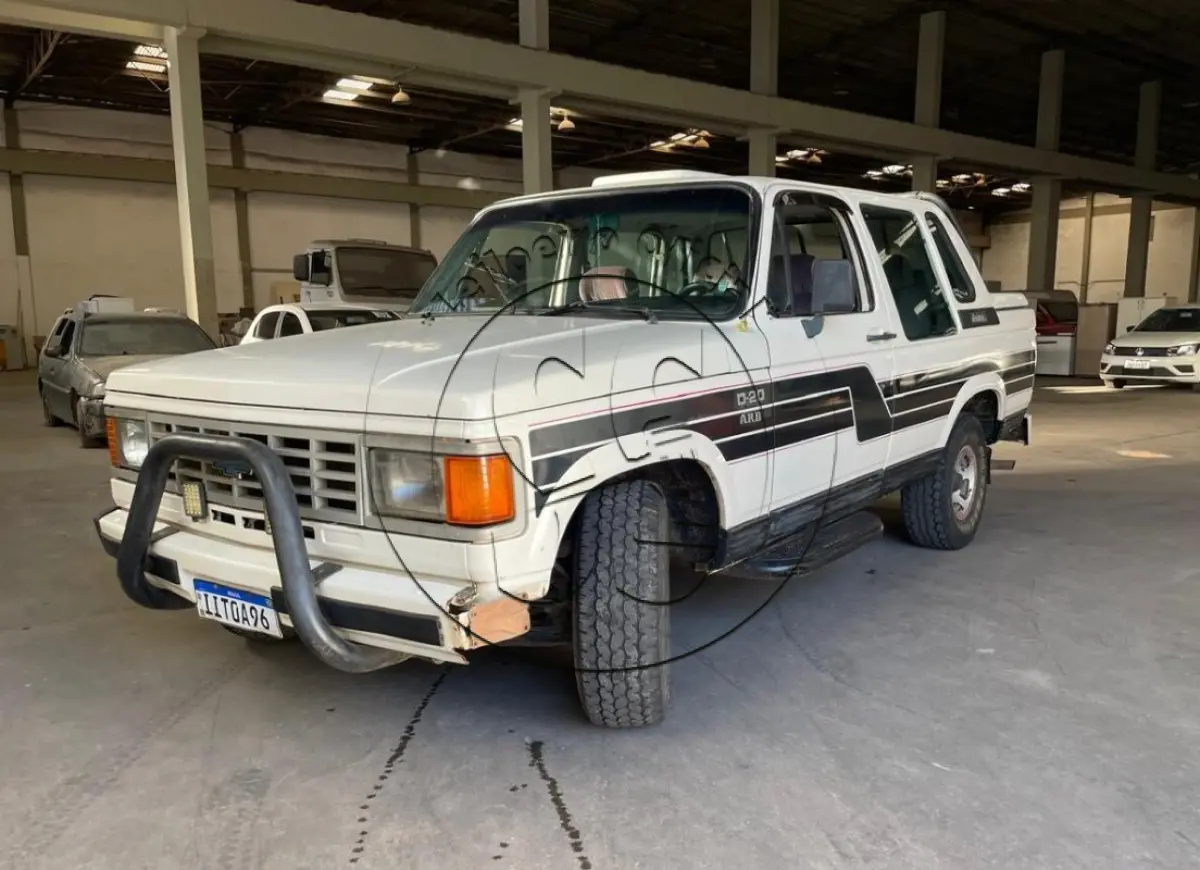 LOTE 037 - Caminhonete GM/CHEVROLET D20 CUSTOM, ano/modelo: 1991/1991, placa: IIT0A96