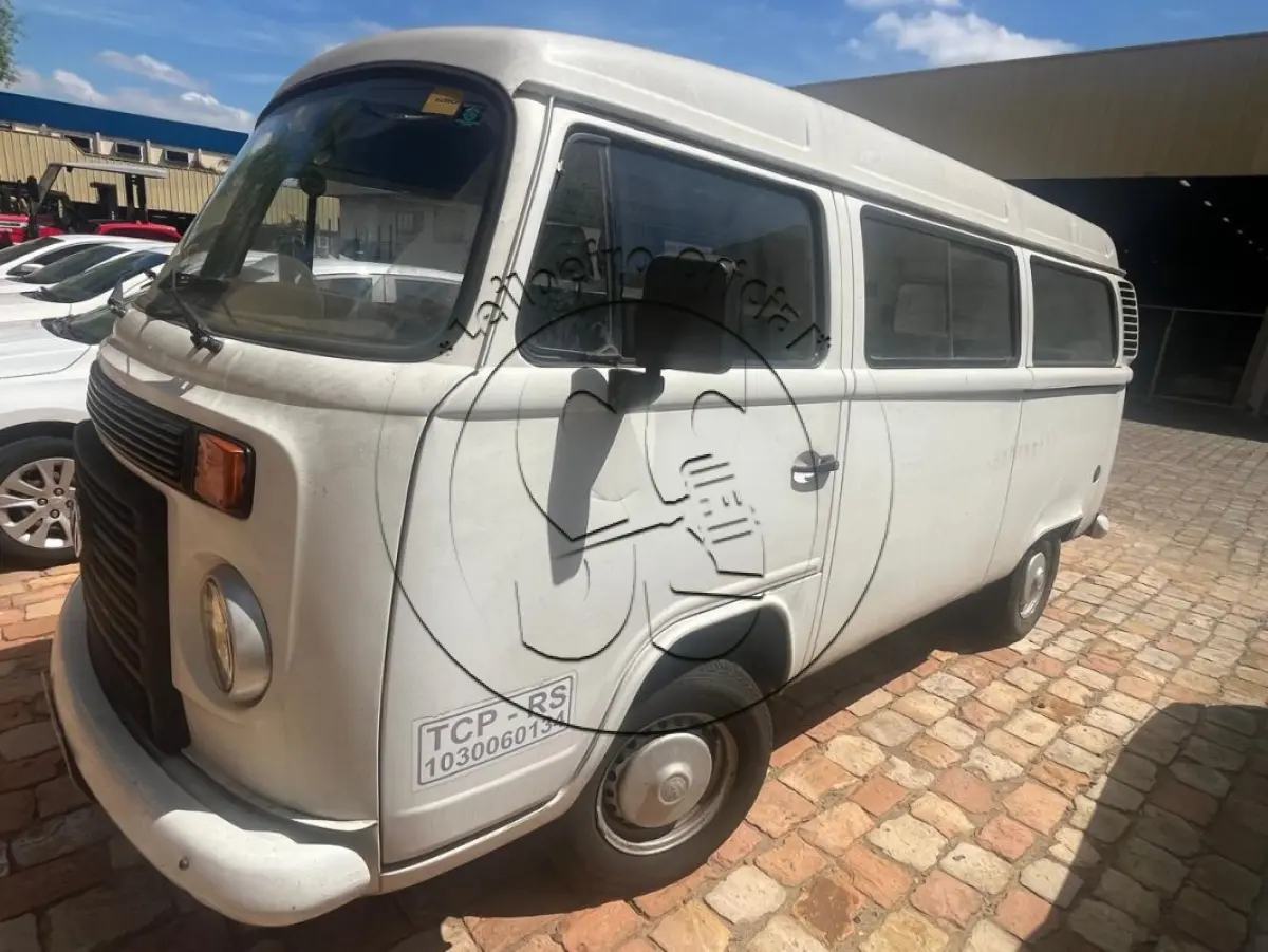 LOTE 003 - Camioneta VW/Kombi, Espécie: Misto, ano/modelo 2012/2012