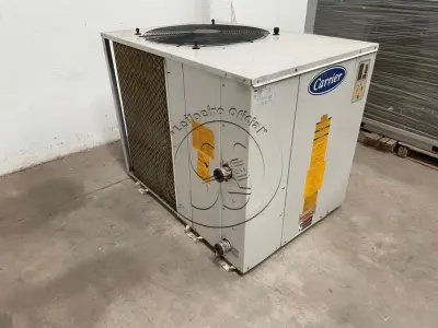 Resfriador de Liquidos Com condensação a ar Carrier Acqua Junior 10TR -  380V.