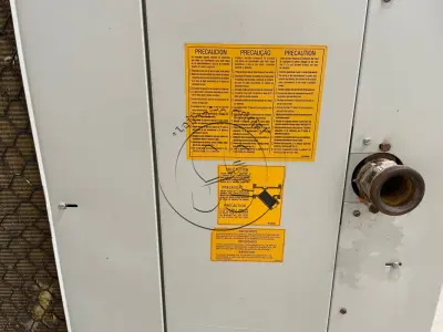 Resfriador de Liquidos Com condensação a ar Carrier Acqua Junior 10TR -  380V.