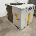 RESFRIADOR DE LIQUIDOS COM CONDENSAÇÃO A AR CARRIER ACQUA JUNIOR 10TR -  380V.