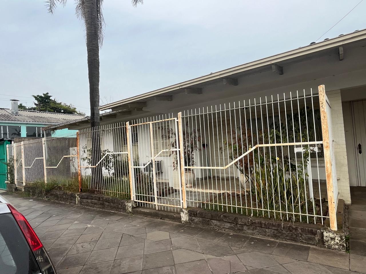 Terreno com área de 928,20m², contendo uma casa, na Rua Visconde Rio Branco, Venâncio Aires/RS, localizado em Venâncio Aires - RS