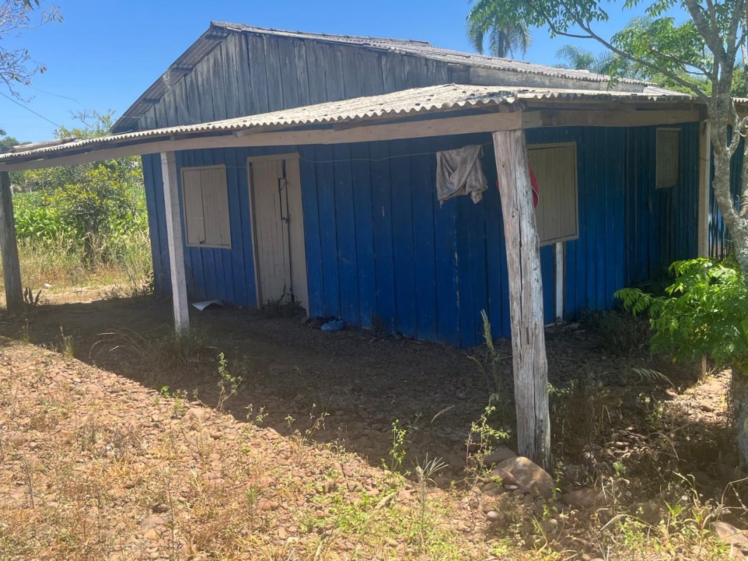 Chalé Com 65,22m², localizado em Belém Do Brejo Do Cruz - PB, bairro Manoel Forte Maia