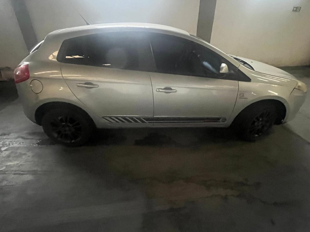 LOTE 028 - Automóvel FIAT/BRAVO ESSENCE DUAL, ano/modelo 2012/2012, placa: ISX4J39