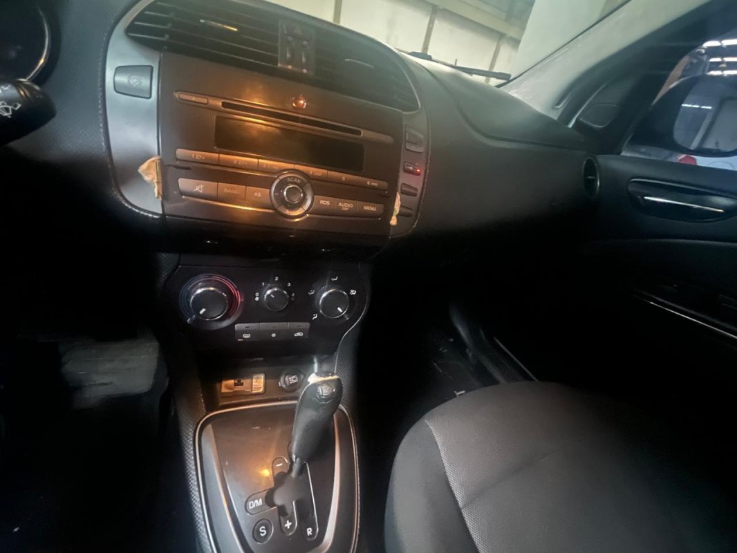 LOTE 028 - Automóvel FIAT/BRAVO ESSENCE DUAL, ano/modelo 2012/2012, placa: ISX4J39