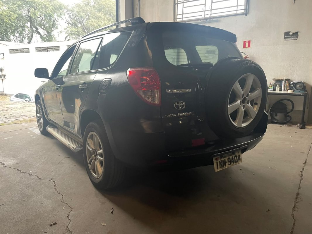 LOTE 025 - Camioneta I/TOYOTA RAV4, ano/modelo: 2006/2007, placa: INM9404