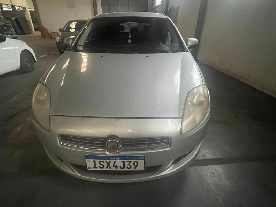 LOTE 028 - Automóvel FIAT/BRAVO ESSENCE DUAL, ano/modelo 2012/2012, placa: ISX4J39