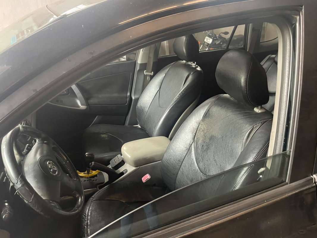 LOTE 025 - Camioneta I/TOYOTA RAV4, ano/modelo: 2006/2007, placa: INM9404