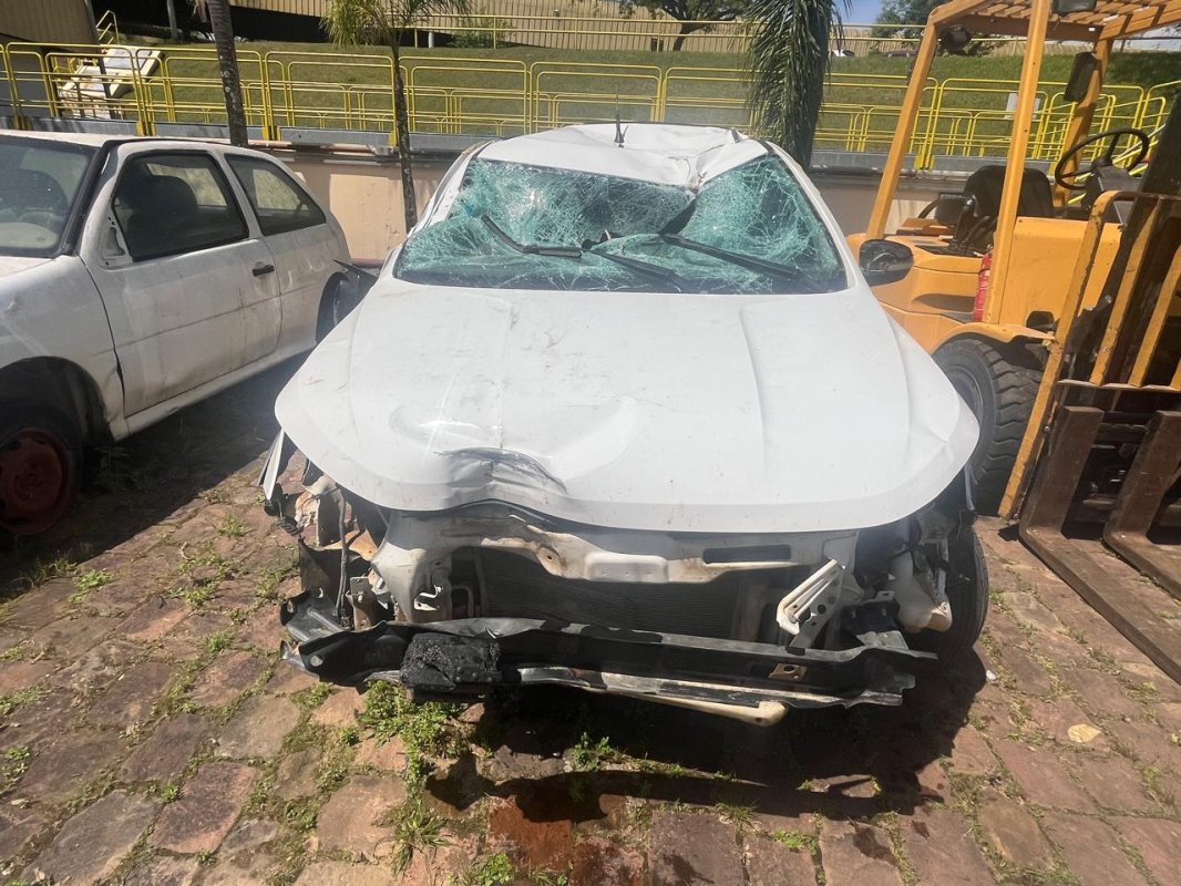 LOTE 005 - Caminhonete VW/SAVEIRO CS RB MF 1.6 8V, ano/modelo 2024/2025