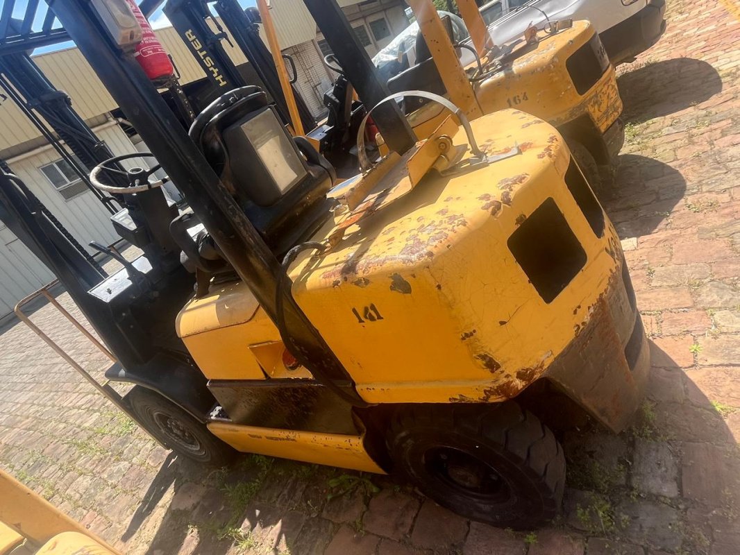 LOTE 018 - Empilhadeira marca YALE, modelo GTP 050 RL