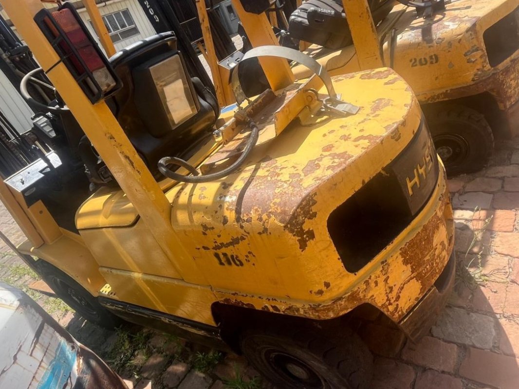 LOTE 012 - Empilhadeira marca HYSTER, modelo H 50 XM