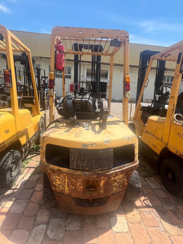 LOTE 013 - Empilhadeira marca HYSTER, modelo H 50 XM