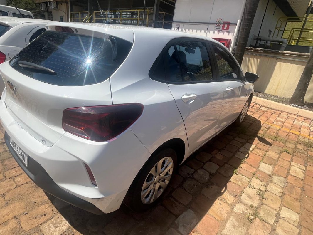 LOTE 007 - Automóvel CHEV/ONIX 10MT LT1, ano/modelo 2022/2023
